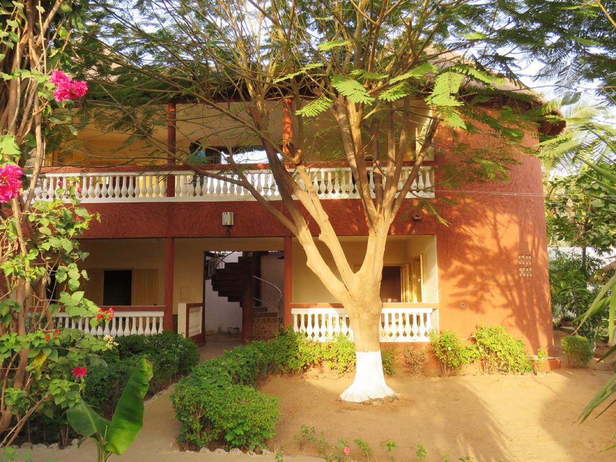 Hotel Le Lion Dort Somone Exterior foto